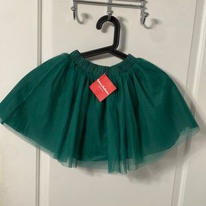 Hanna Anderson girls green tulle skirt NWT size 5 110